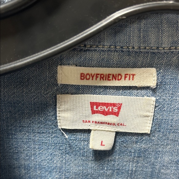 Levi's Light Blue Boyfriend Fit Shirt - Picture 2 of 10